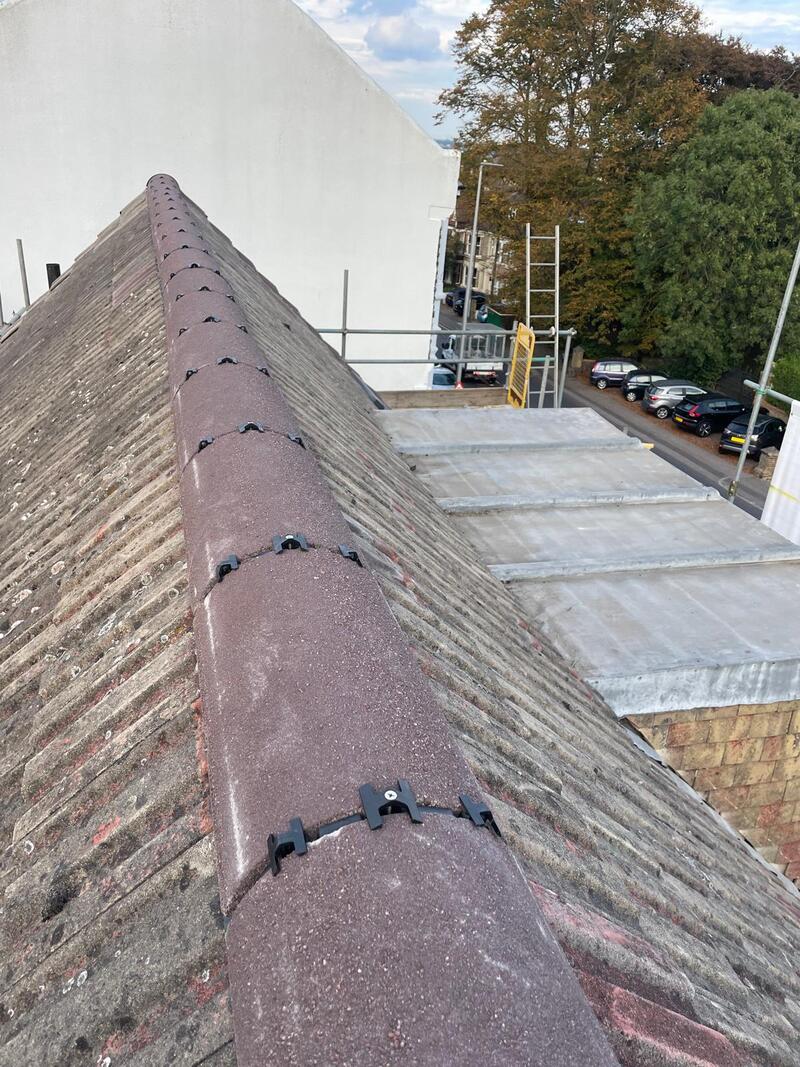 new roof with dry verge and ridge system rochester 01